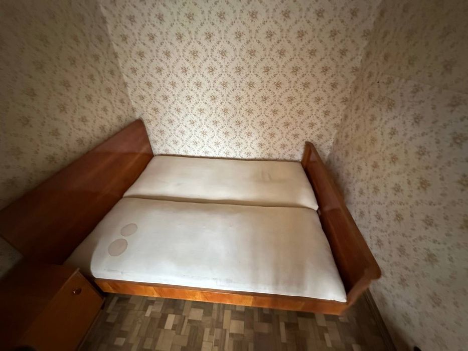 Ліжко на дві людини,