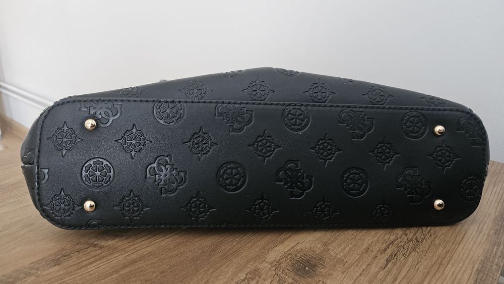 Torebka damska Guess