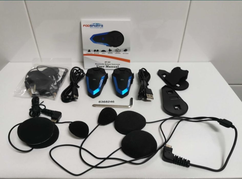 Auriculares/intercomunicadores Bluetooth/ FM /Capacete/Motard (NOVOS)