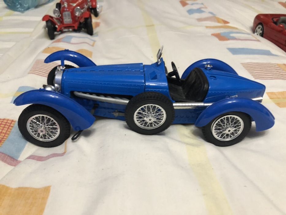 Carros/barco de brincar