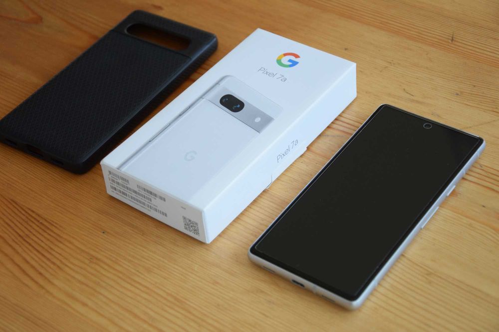 Smartfon Google Pixel 7a 8GB / 128 GB 5G biały