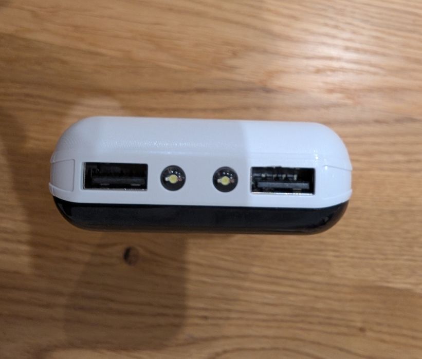 Компактний павербанк Powerbank 10000 з ліхтариком