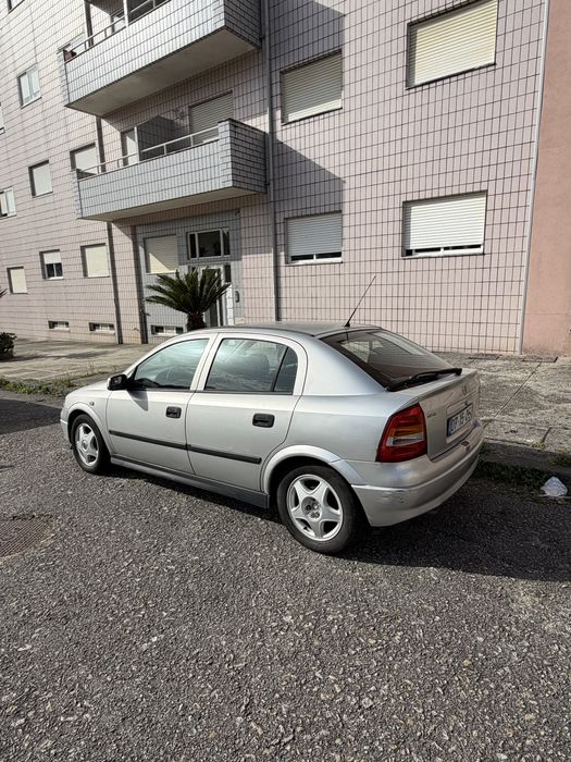 Opel astra  1.4 gasolina