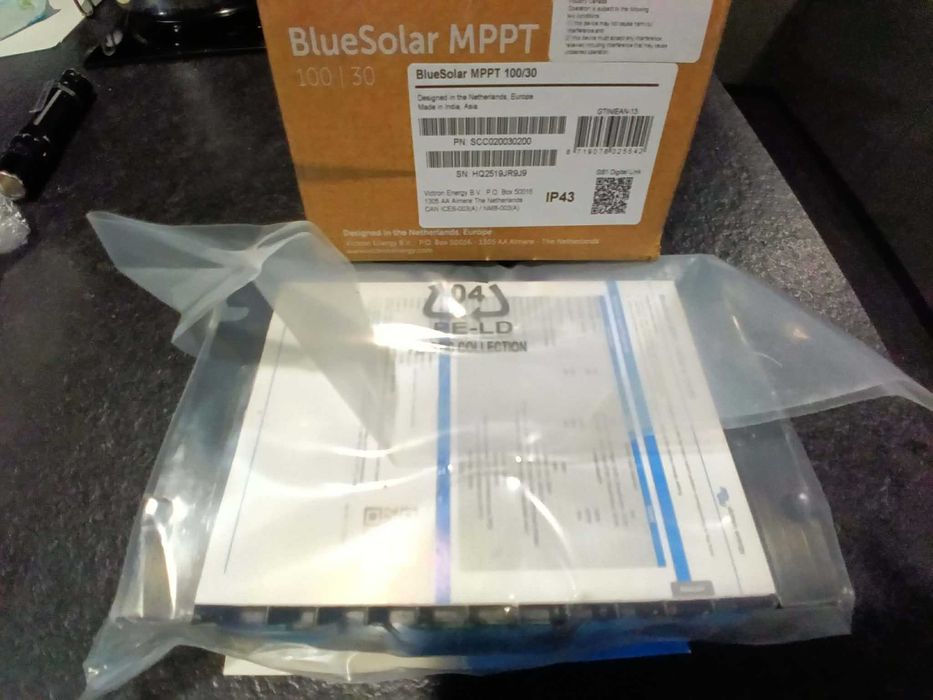 Victron MPPT BlueSolar 100/30 nowy