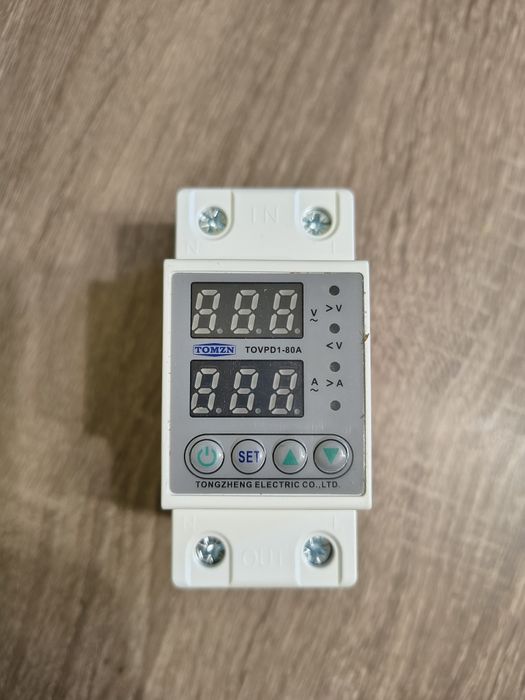 TOMZN 40А, /230В  Реле напруги,напряжения. 2DIN.