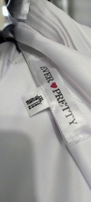 Suknia ślubna 44, idealna również na sesje