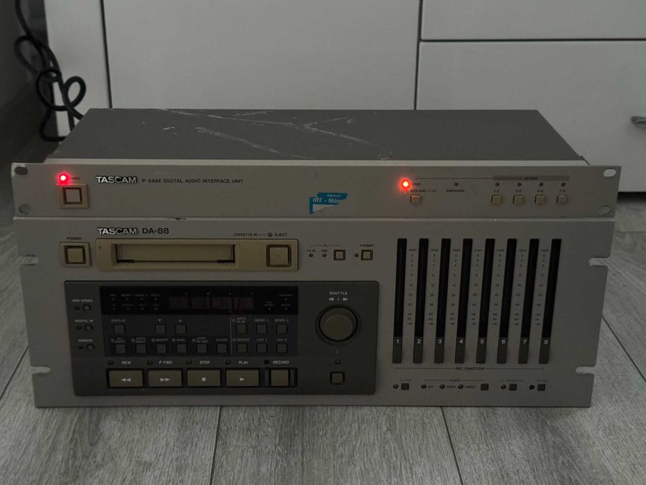 Magnetofon cyfrowy Mikser Tascam DA-88 + Interfejs IF-88AE Unikat
