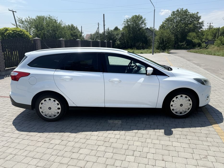 Продам авто Ford Focus 1.6 TDI 2013 року