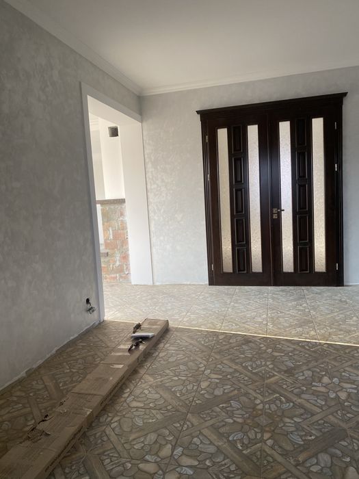 Продаж будинку