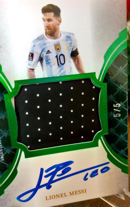 Lionel Messi Autógrafo com Equipamento usado em jogo.