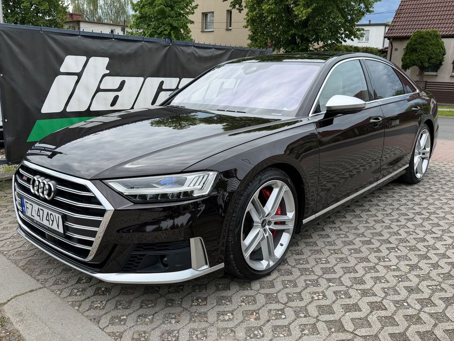 Audi S8