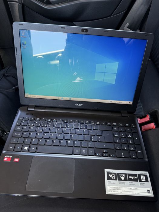 Portatil acer a funcionar