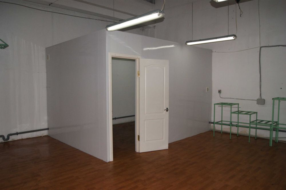 Приміщення 200м2 м.     Камянське вул. Горобця