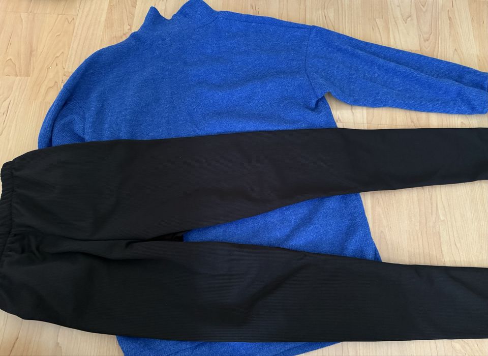 Продам комплект лосини + светр