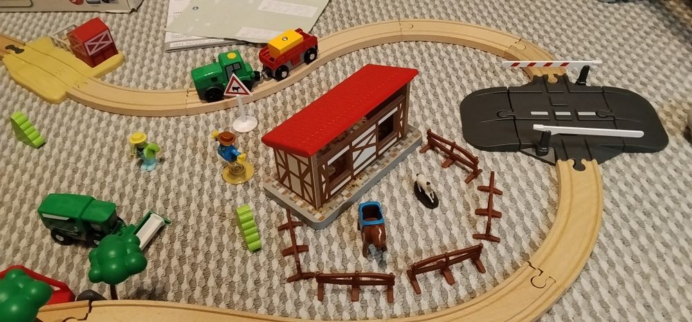 Tor drewniany, pociąg mini farma