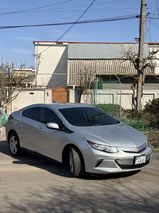 Chevrolet Volt 2 2016г.Plug-in Hybrid до90км на зарядке,до 5л.расход