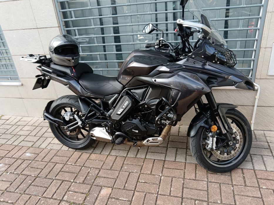 VENDO Benelli trk 502 ano 2023 47000km ( 4.300€)