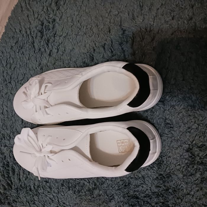 Trampki białe nowe