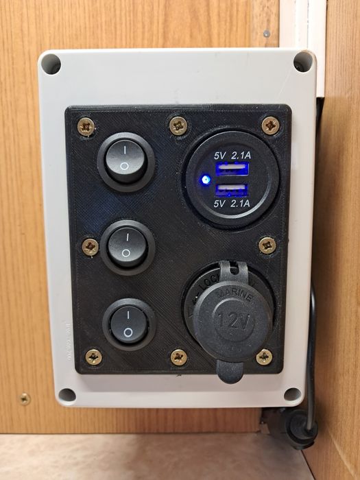 Panel sterujący przyciski gniazda usb 12v kamper kemping