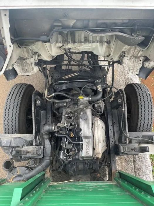 Motor Toyota Dyna 2.4D 1997 2L