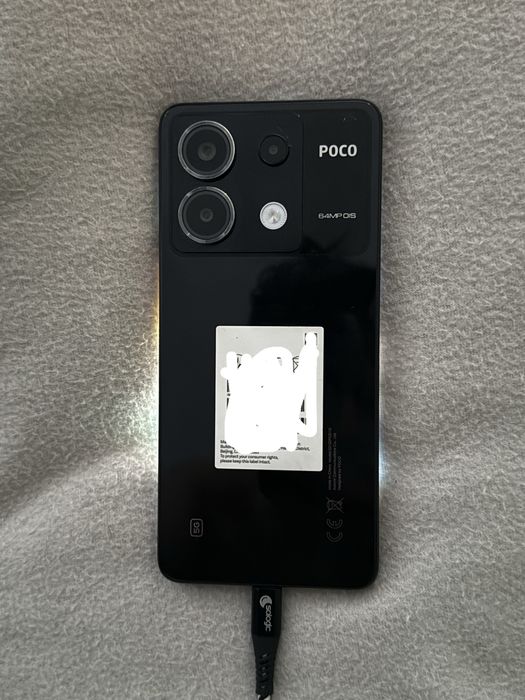Poco x6 5G  - 12GB RAM z małym peknieciem