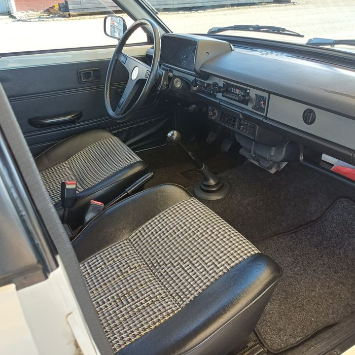 Toyota starlet 1.2 S kp62