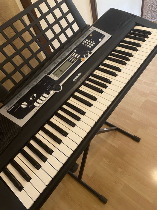 Keyboard Yamaha YPT-210