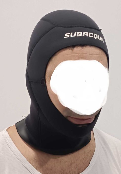 Capuz para mergulho e meias