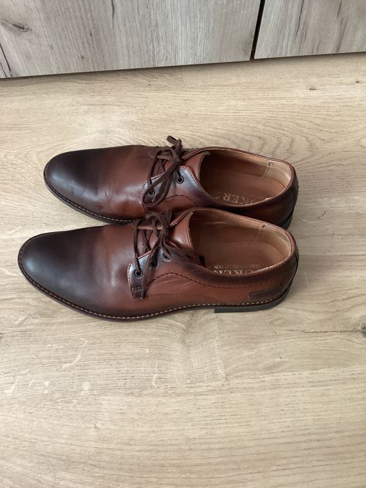 Buty skórzane 40