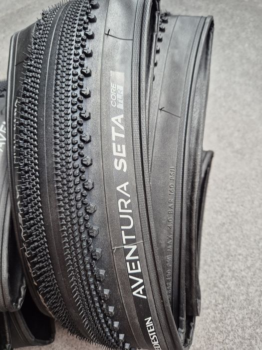 Vredestein Aventura Seta 700x44 komplet Nowe gravel