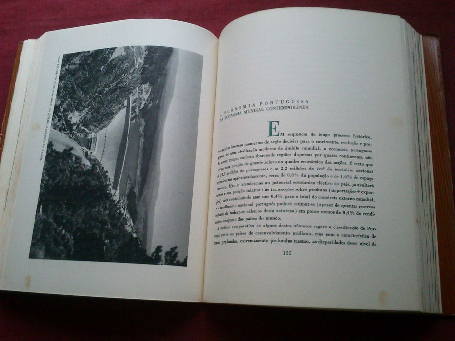 Portugal-Oito Séculos de História-1958