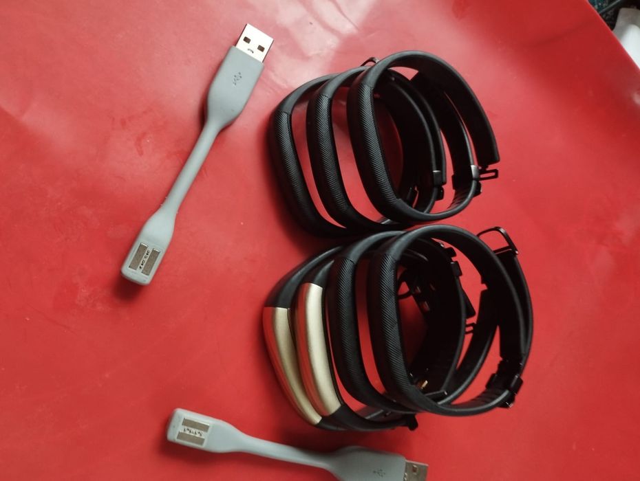 фитнес-браслеты Jawbone UP2 и Jawbone UP3