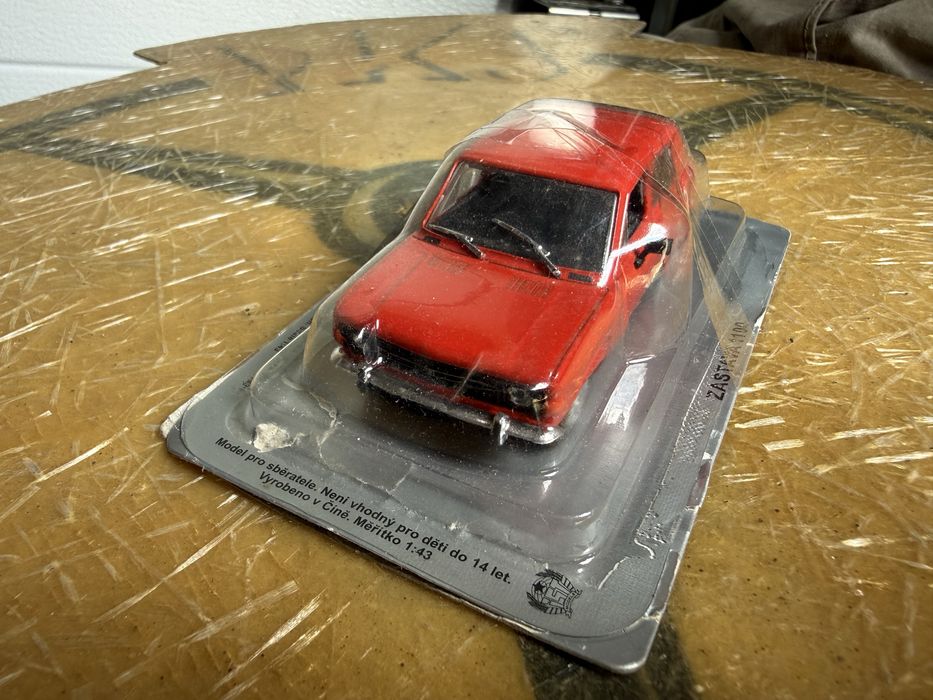 Zastawa 1100 1:43 deagostini