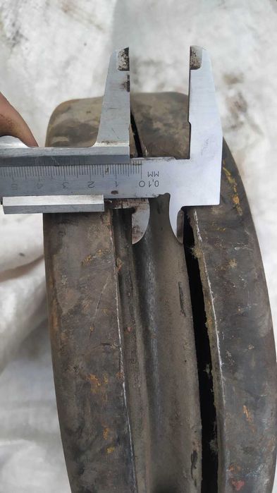 Блок монтажний поліспаст с поворотним крюком на 3 тони