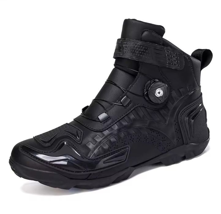 Botas mota, novas n° 41
Pretas