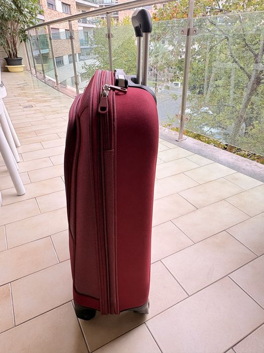 Mala de viagem nova