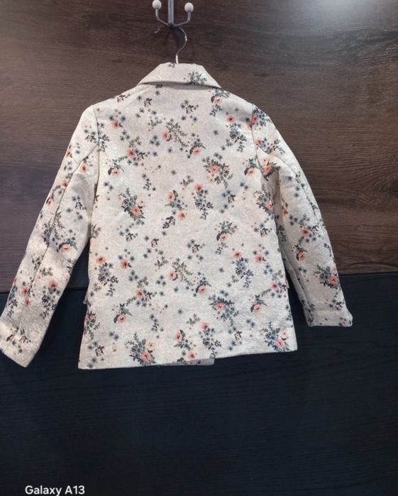 Błyszcząca marynarka H & M rozm 110
