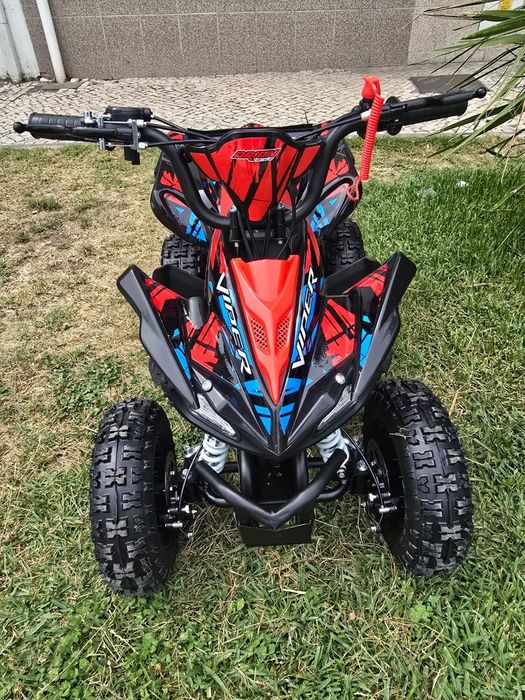 Mini mota 4 novo dentro da caixa gasolina 49cc