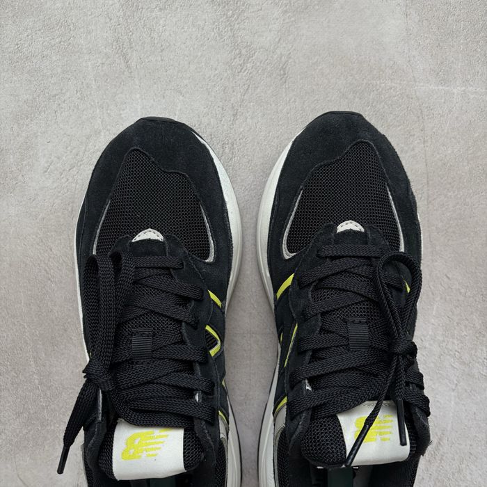 New Balance 5740 Oyster