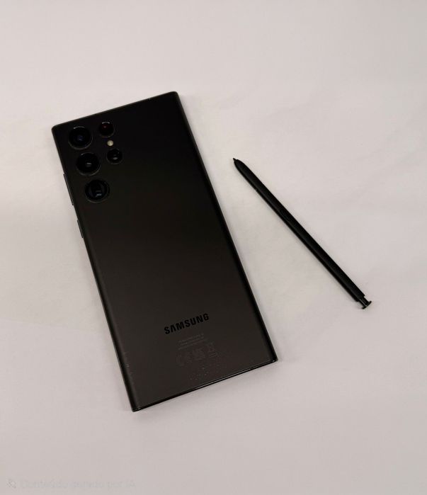 Samsung Galaxy S22 Ultra
Cor Phantom Black
Armazenamento: 128GB
Ram: 8