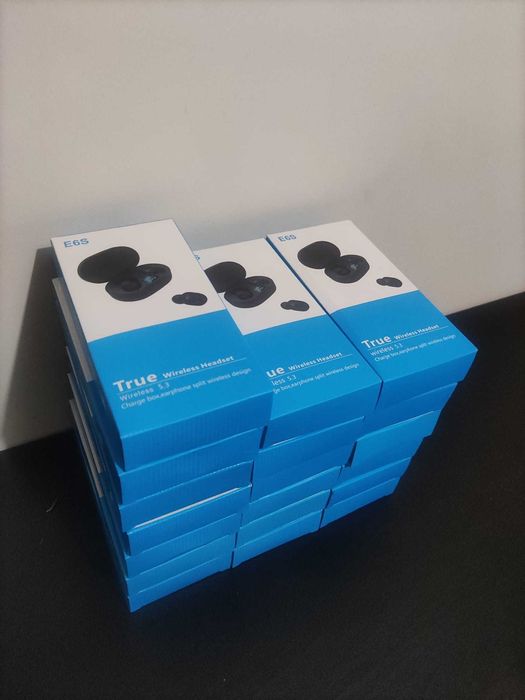 earphones bluetooth brancos e pretos (19 pares disponiveis)-