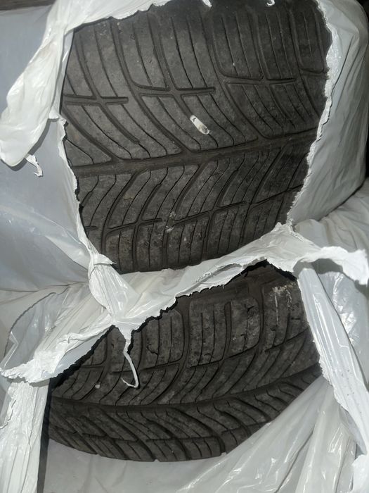 Гума всесезонна 225/45 ZR19