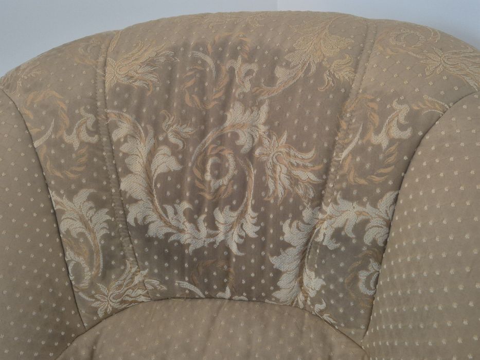 Dwa duże fotele retro