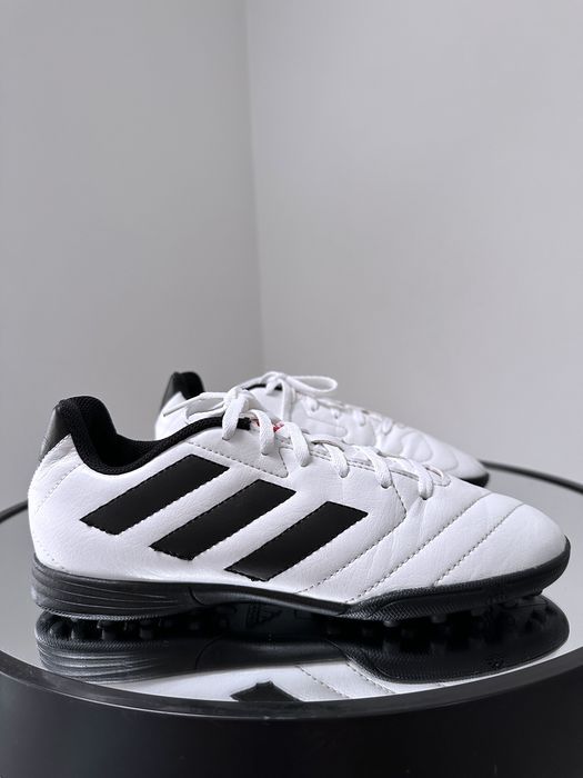 Мощные качественные сороконожки копочки бампы Adidas Goletto