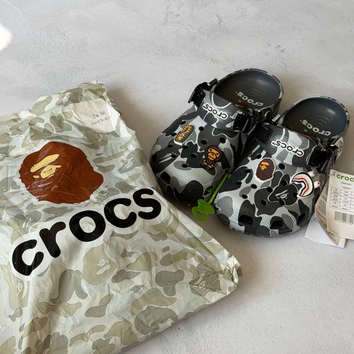 Сабо Crocs x A Bathing Ape (BAPE) Крокси