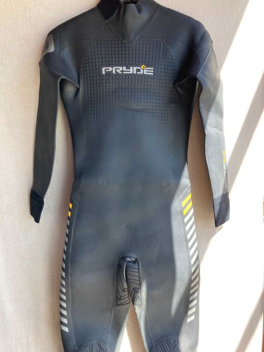 Fato Pryde Neoprene (Novo)