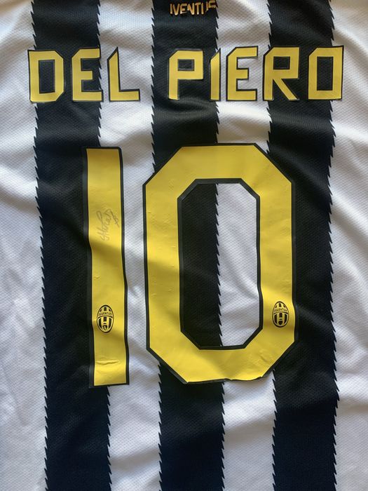 Camisola Juventus Del piero 2010/2011 assinada pelo jogador