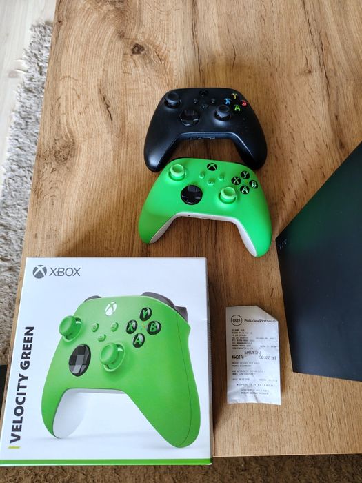 Xbox series x 2 pady jak nowy