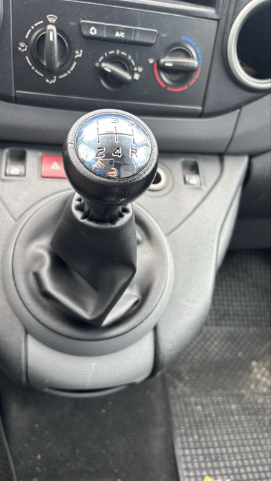 Manete mudanças peugeot partner