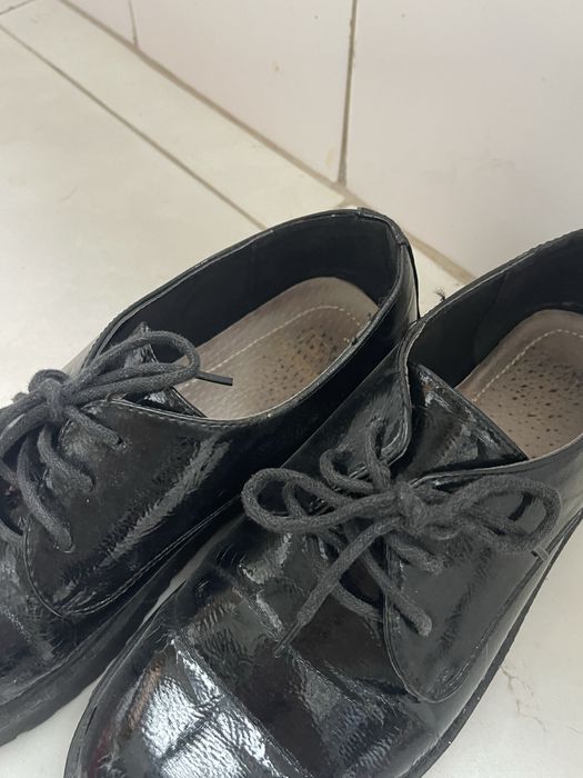 Sapato preto com cordões Seaside